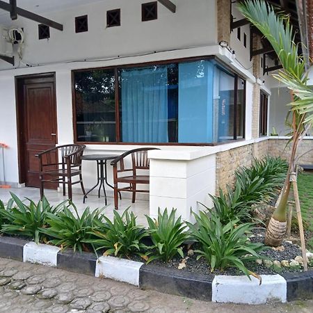 Hotel Pondok Putri Batukaras Exterior foto